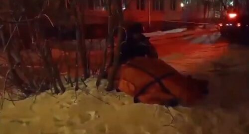 В Новокузнецке возле многоквартирного дома взорвалась граната