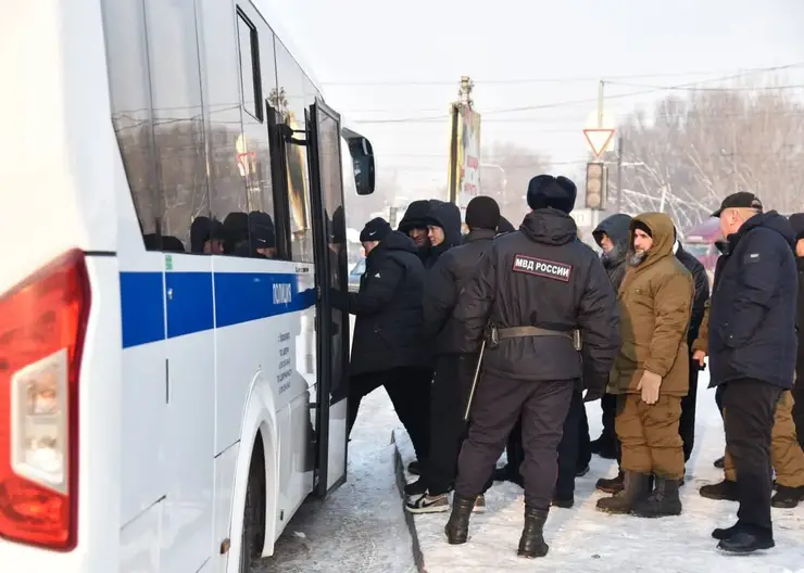 В Красноярском крае зарегистрировали более 6 тысяч нарушений миграционного закона