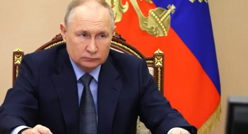 Путин наградил томских ветеранов за общественную работу