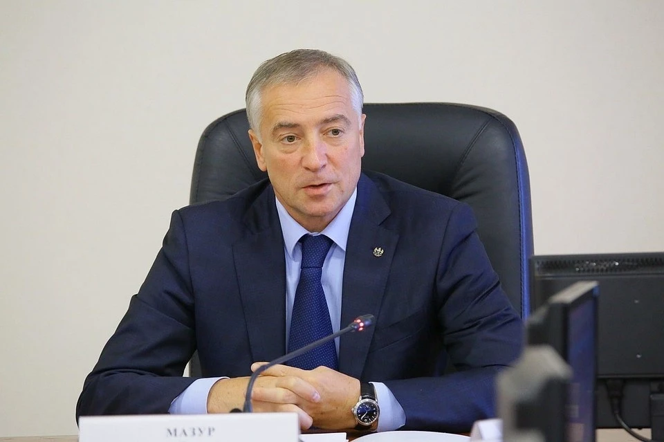 Губернатор Владимир Мазур поздравил томичей с Днем Героев Отечества