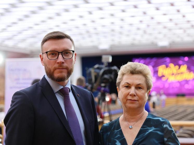 В Кремле томским врачу и медсестре вручили премию «Будем жить»