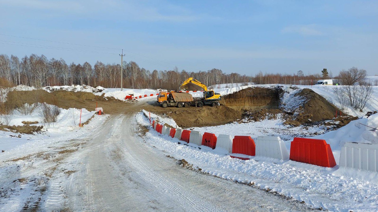 В Тюменской области начали строить мост через реку Тенис к деревне Жигули