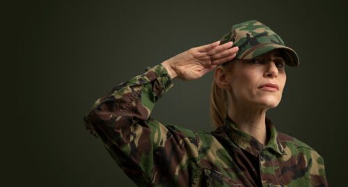 Фейковые повестки из военкомата вызывают страх у жителей Томска