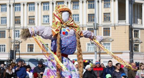 Вице-мэр Новосибирска поблагодарила дизайнера за свой наряд на Масленицу