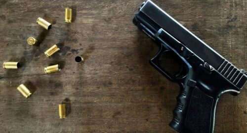 Мужчина из ХМАО публично извинился за стрельбу из автомата на свадьбе