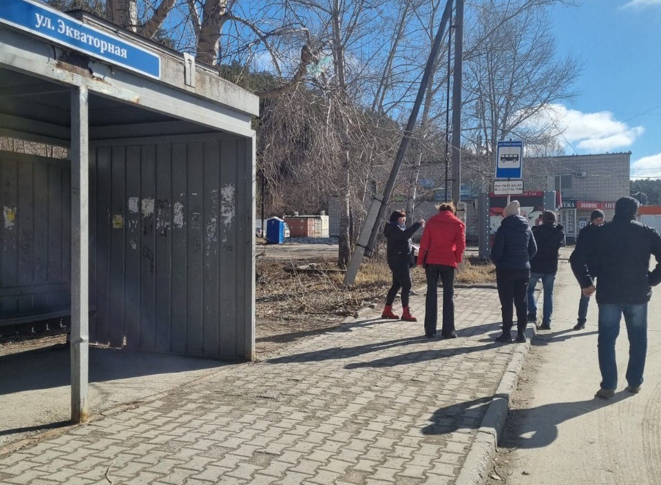 В Новосибирске на конечных остановках появятся мусорные контейнеры