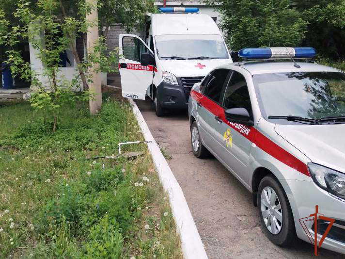 Росгвардейцы спасли медиков от агрессивного пациента в Прокопьевске