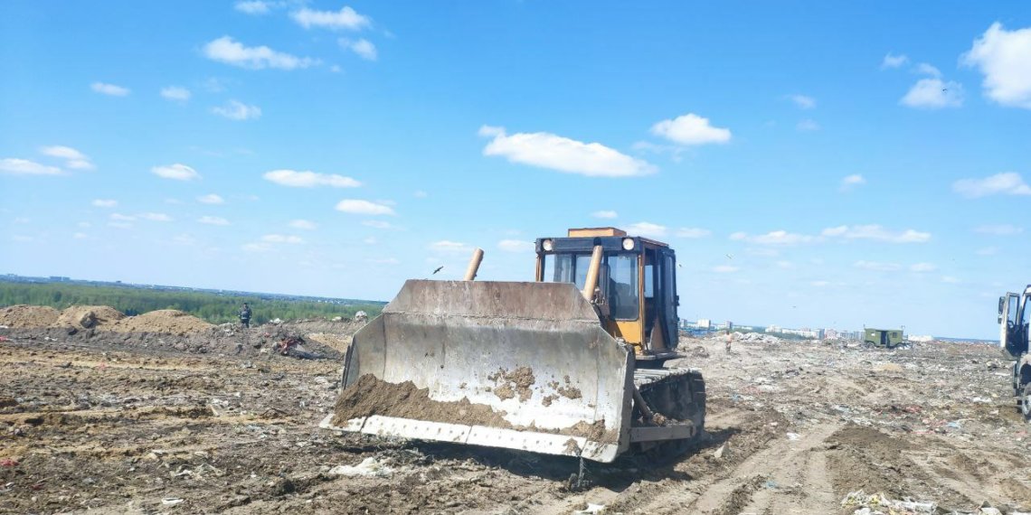 Пожар на полигоне в Новосибирске ликвидировали спустя три дня