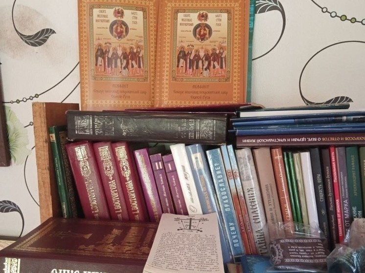 Иконы и православные книги доставили из Томска на Донбасс