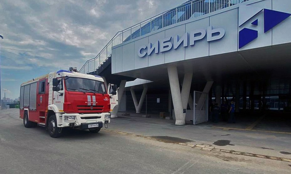 В Новосибирске из-за задымления в «Сибирь-Арене» эвакуировались 200 человек