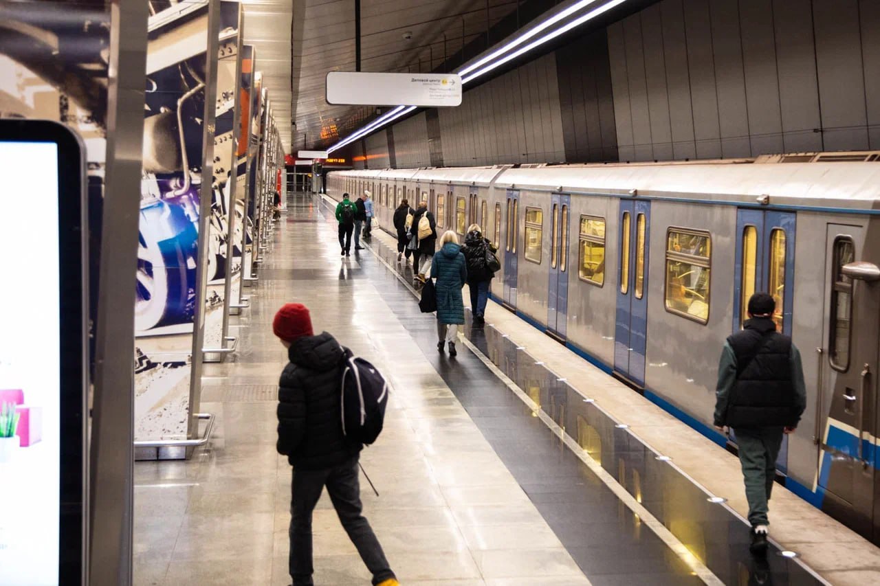 Камеры в метро Новосибирска нашли цыганку, скрывавшуюся 21 год