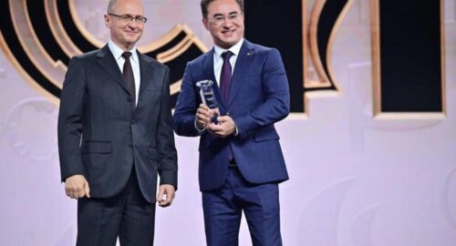 Кириенко отметил Тюменскую область за работу на выставке «Россия»
