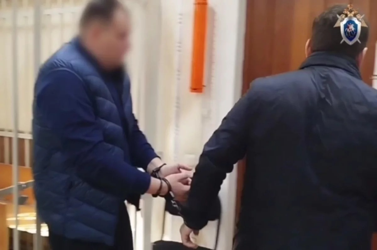 Начальника уголовного розыска в Красноярске задержали за получение взятки