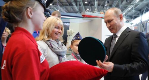Президент России приветствовал участников и гостей фестиваля «От Винта!» в Самарской области и поздравил их с 20-летним юбилеем его деятельности