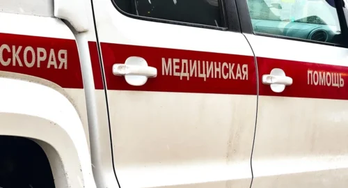 Металлический лист раздавил рабочего на строительном объекте в Новосибирске