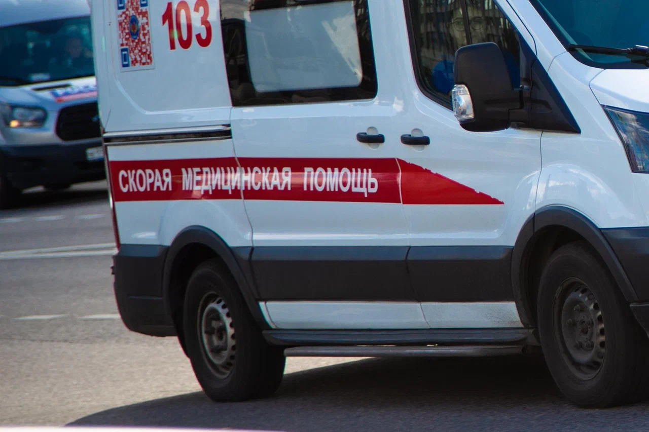 Новосибирец разбился после падения с девятого этажа